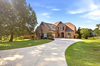 128 Tradewind St, Clinton, TN 37716