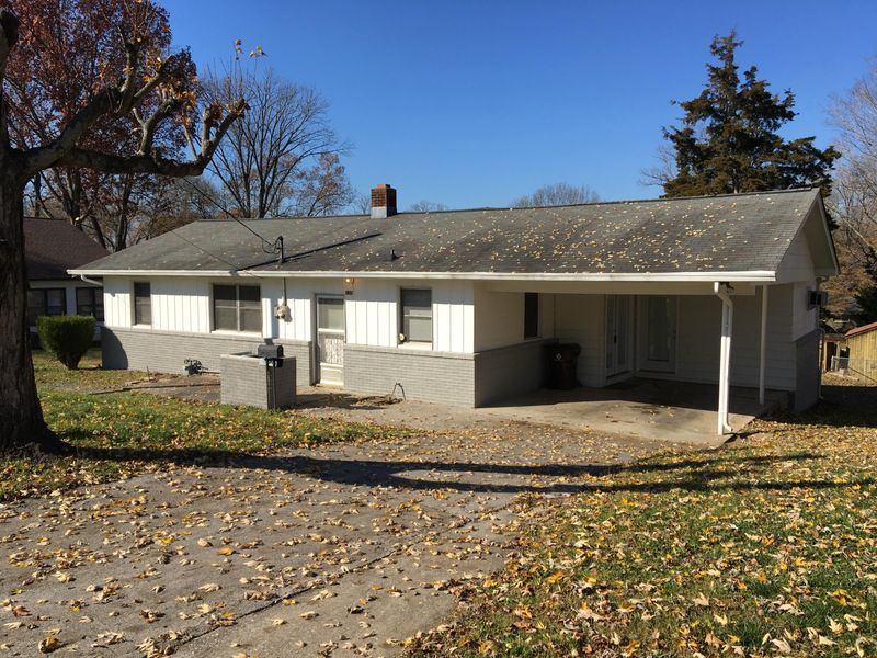 128 W Gettysburg Ave, Oak Ridge, TN 37830