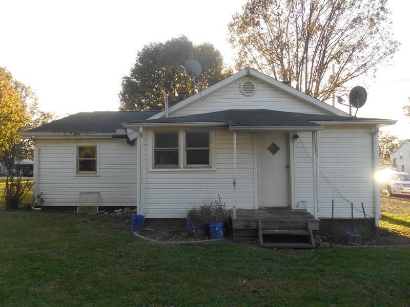 128 Yvonne Ave, Crossville, TN 38555