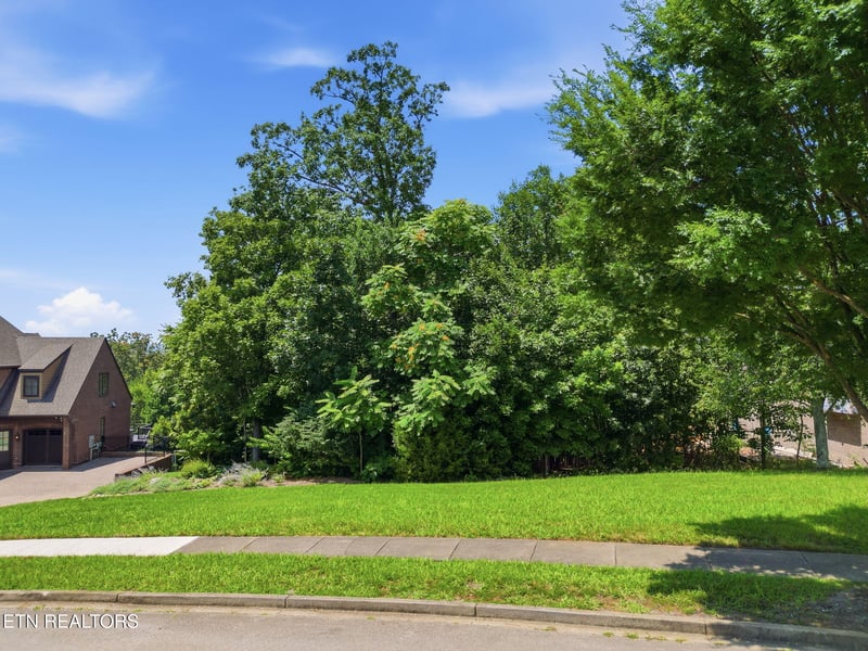 12805 Highwick Cir, Farragut, TN 37934