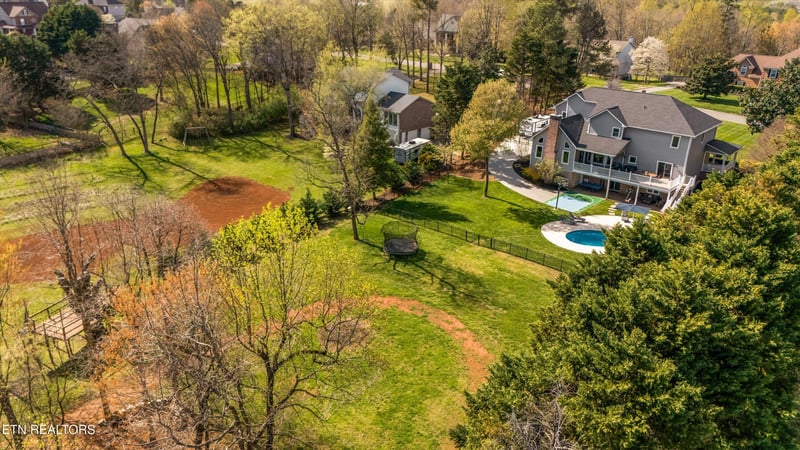 12820 Peach View Dr, Knoxville, TN 37922
