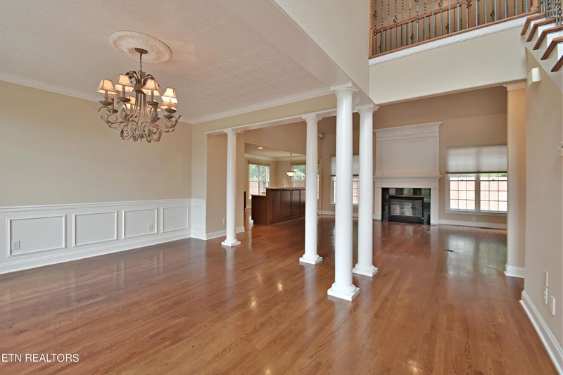 12821 High Oak Rd, Knoxville, TN 37934