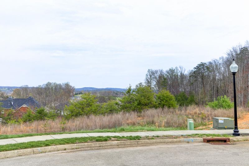 12831 Cabot Ridge Ln, Knoxville, TN 37922