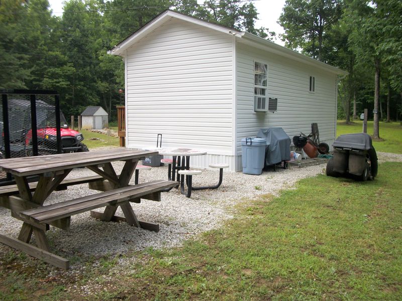 1288 Ridge Top Cir, Sunbright, TN 37872