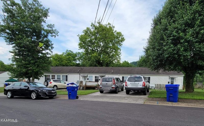 129-135 Latimer Rd, Oak Ridge, TN 37830