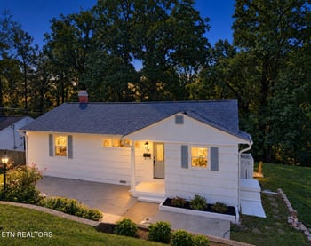 129 Amherst Ln, Oak Ridge, TN 37830