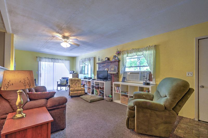 129 Andy Fox Ln, Clinton, TN 37716
