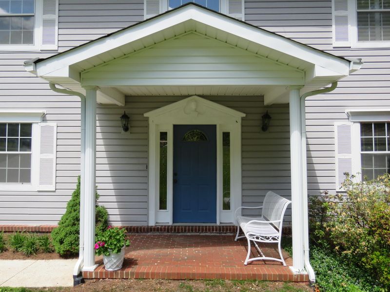 129 Brentwood Dr, Oak Ridge, TN 37830