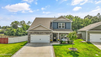 129 Canton Ln, Maryville, TN 37803