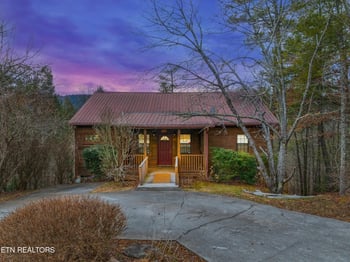 129 Cutter Gap Rd, Townsend, TN 37882
