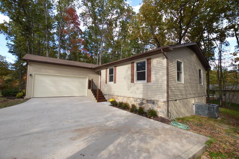 129 Glenwood Dr, Fairfield Glade, TN 38558