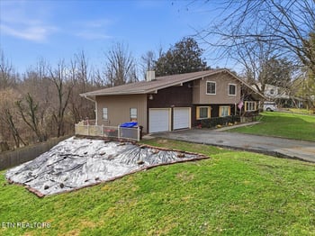 129 Greystone Dr, Oak Ridge, TN 37830
