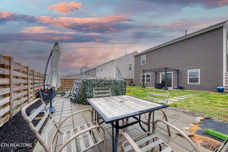 129 Ibis Loop, Oak Ridge, TN 37830