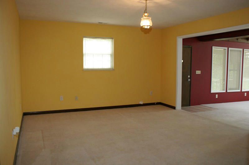 129 Ivanhoe Rd, Powell, TN 37849