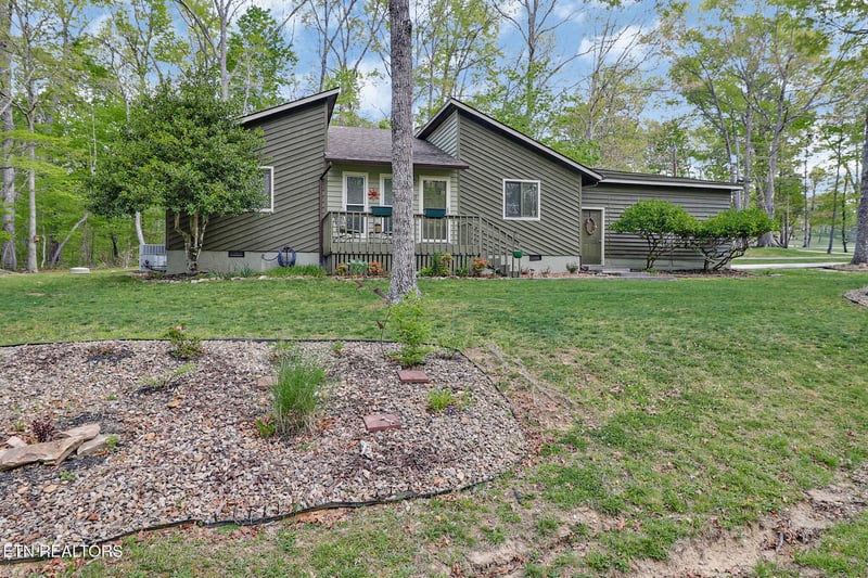 129 Norcross Rd, Crossville, TN 38558