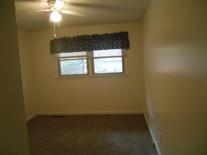 129 Oak St, Crossville, TN 38555