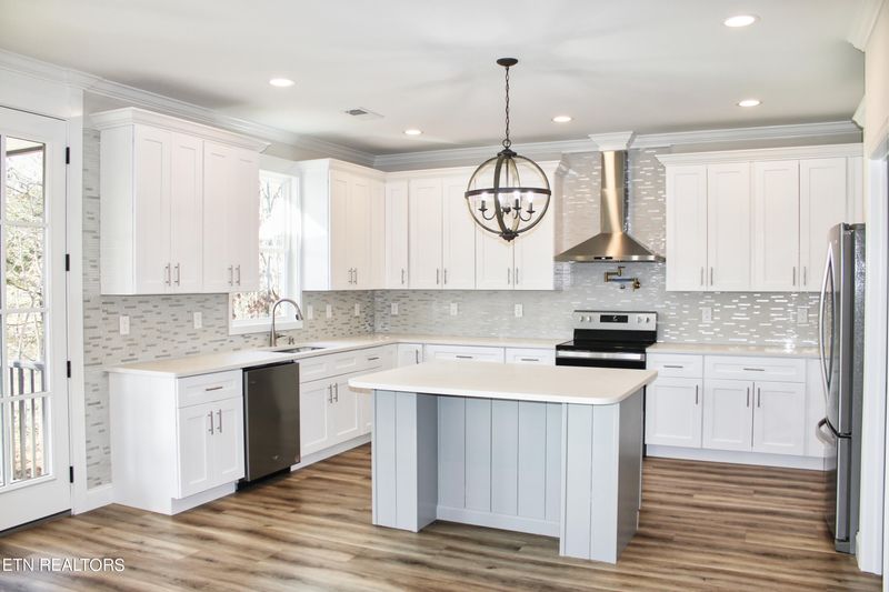 129 Ootsima Way, Loudon, TN 37774