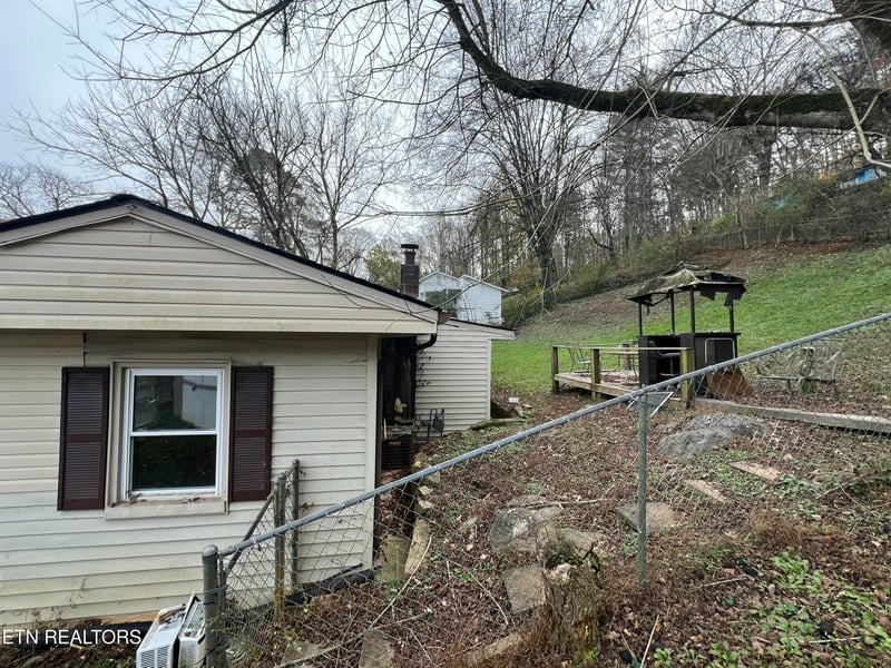 129 Turkey Rd, Powell, TN 37849