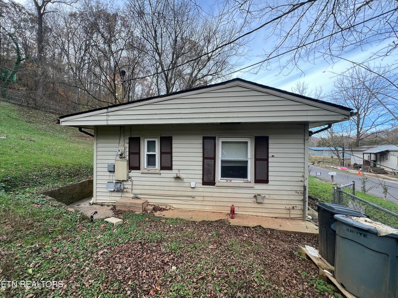 129 Turkey Rd, Powell, TN 37849