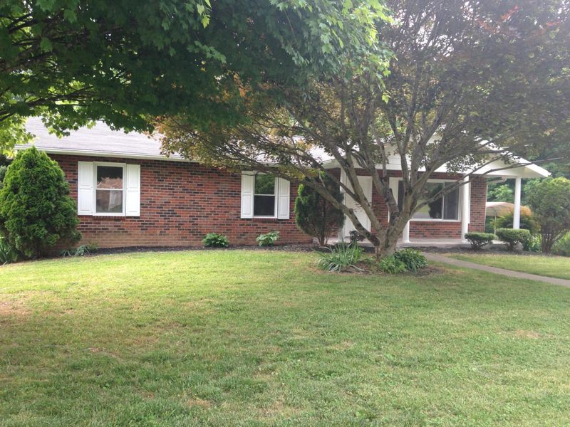 129 Vanderview Dr, Seymour, TN 37865