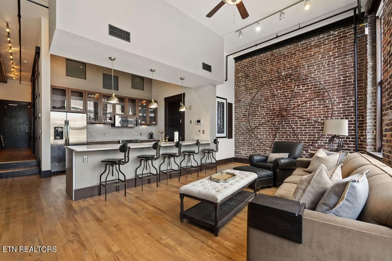 129 W Jackson Ave #102, Knoxville, TN 37902