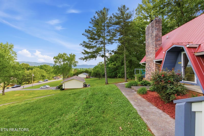 129 Wildwood Hills Dr, Maryville, TN 37804