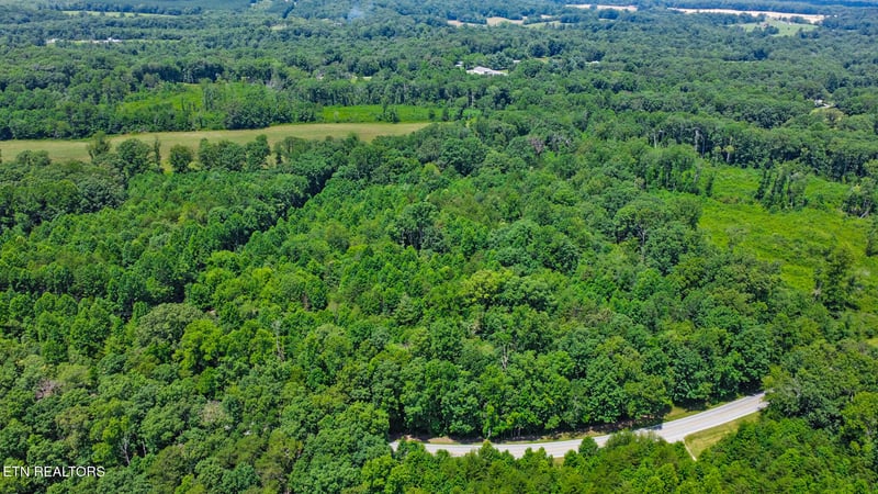 12902 Lantana Rd, Crossville, TN 38572