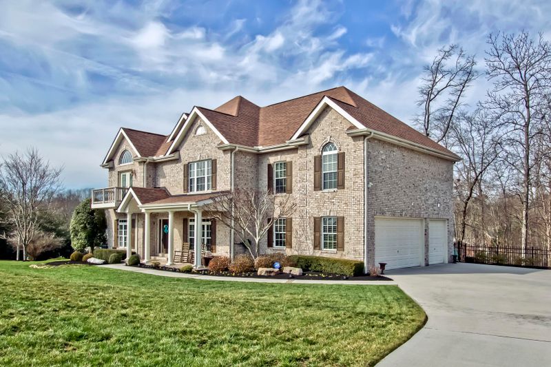 12905 Big Oak Ln, Knoxville, TN 37934