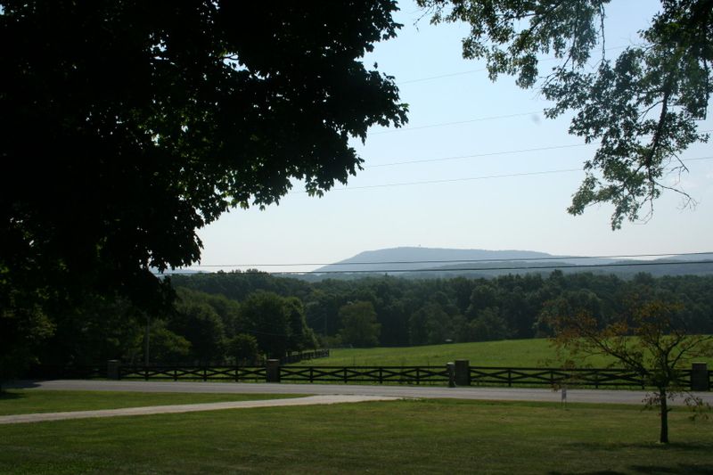 1293 Open Range Rd, Crossville, TN 38555