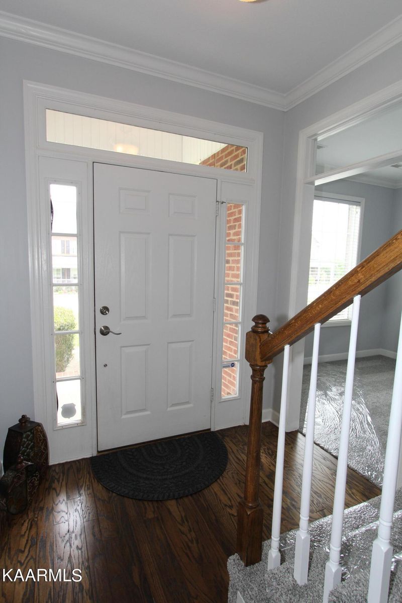 12934 Meadow Pointe Ln, Knoxville, TN 37934