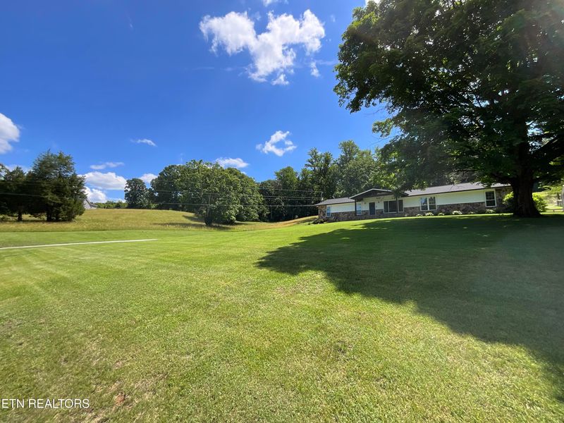 1295 Ailor Gap Rd, Luttrell, TN 37779