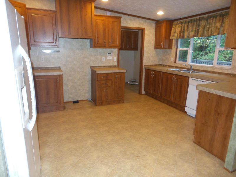 1295 E Wolf Valley, Heiskell, TN 37754