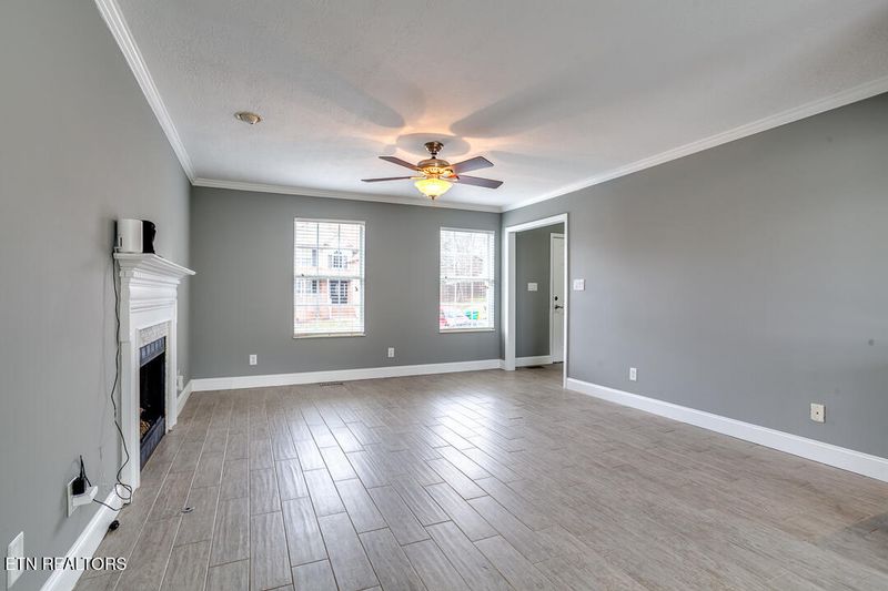 1296 Emerald Forest Ln, Powell, TN 37849