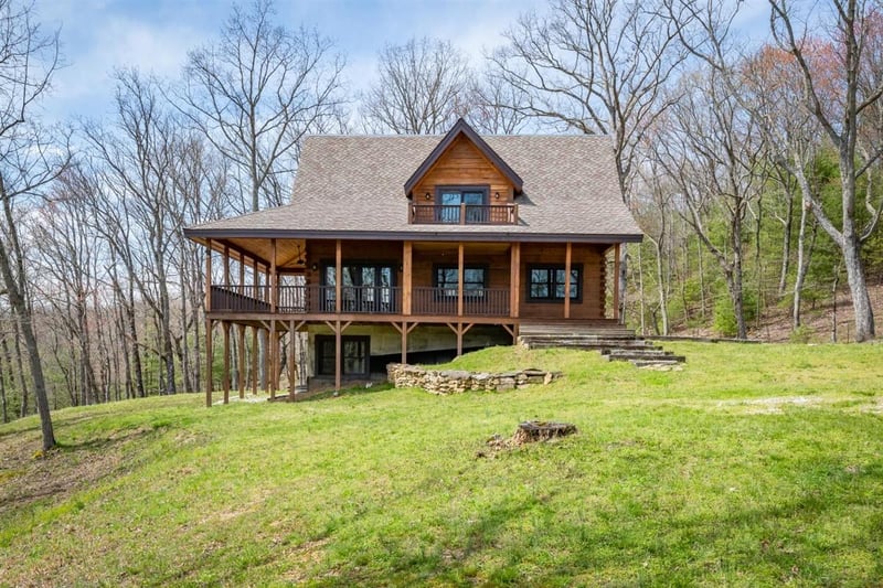 1299 Bud West Ln, Oneida, TN 37841