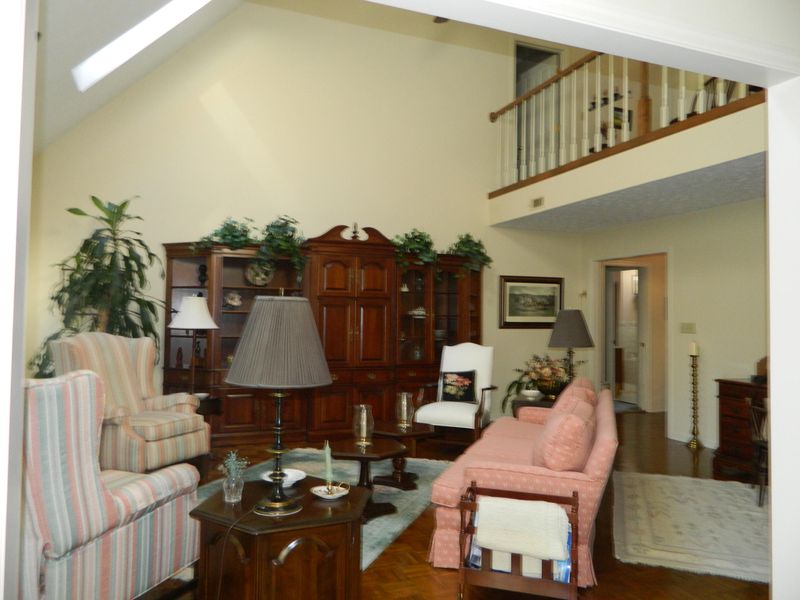 13 Blue Mountain Ct, Oak Ridge, TN 37830