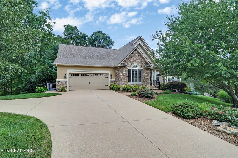 13 Northridge Ter, Crossville, TN 38558