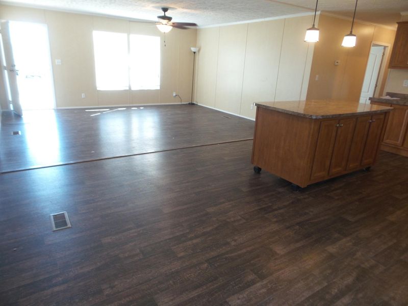 13 Phillips St, Englewood, TN 37329