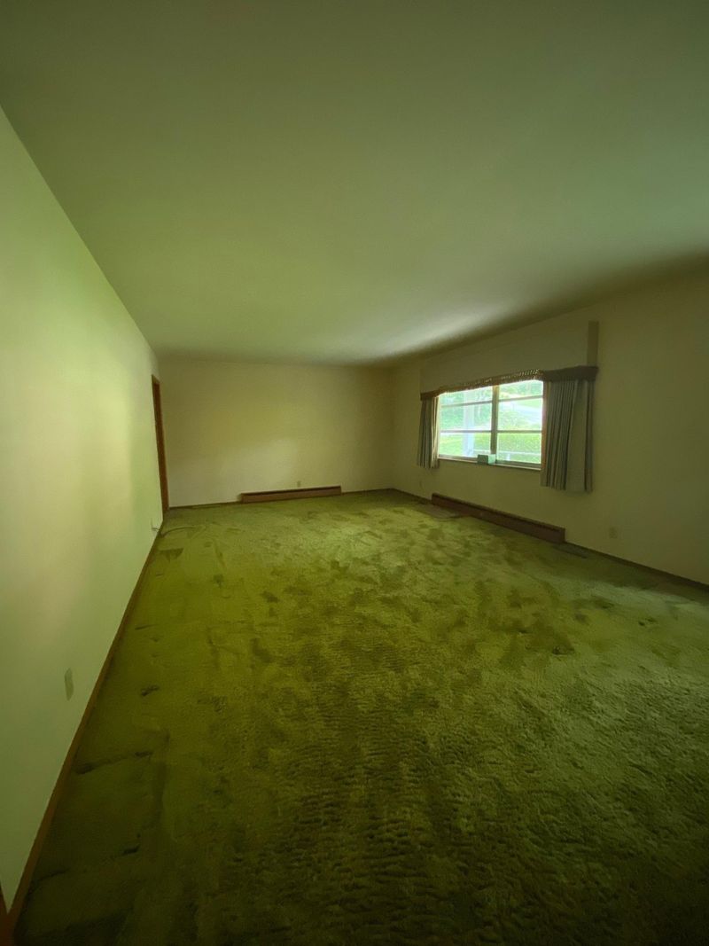 13 Westover Dr, Oak Ridge, TN 37830
