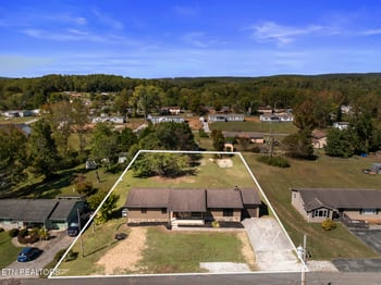 130 3rd St, Rockwood, TN 37854