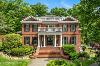 130 Ashford Ln, Lenoir City, TN 37772