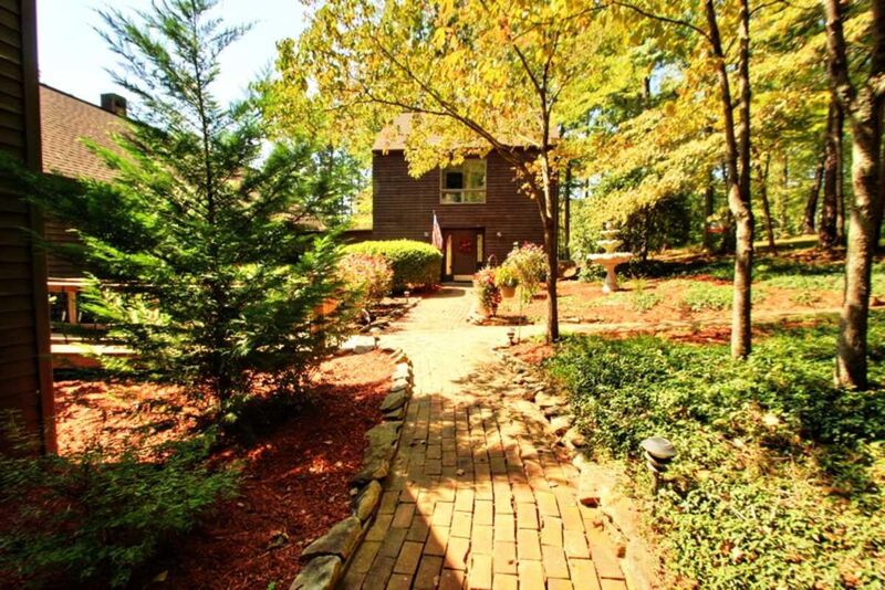 130 Azalea Cir, Harriman, TN 37748