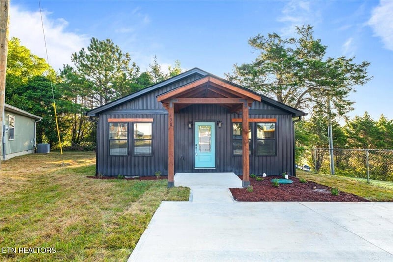 130 Azalea Ln #5, Jacksboro, TN 37757