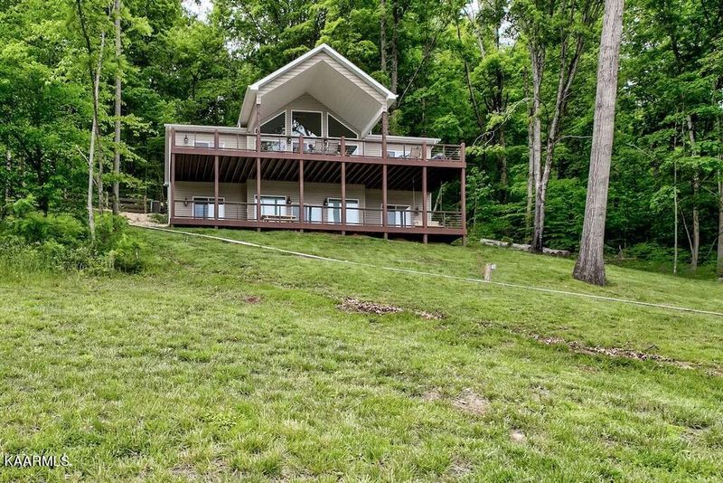 130 Browder Ln, Lafollette, TN 37766