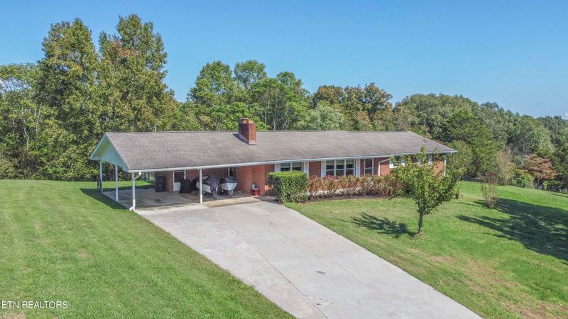 130 Carter Dr, Loudon, TN 37774