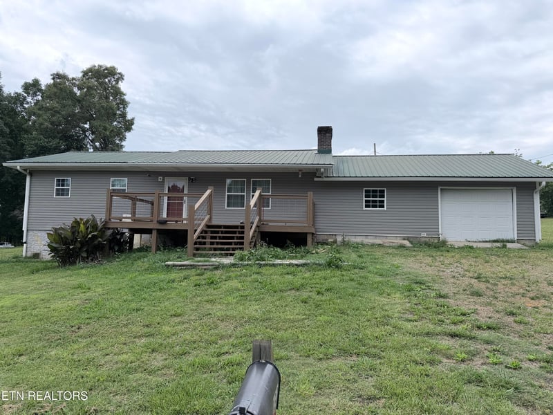 130 County Road 306, Sweetwater, TN 37874