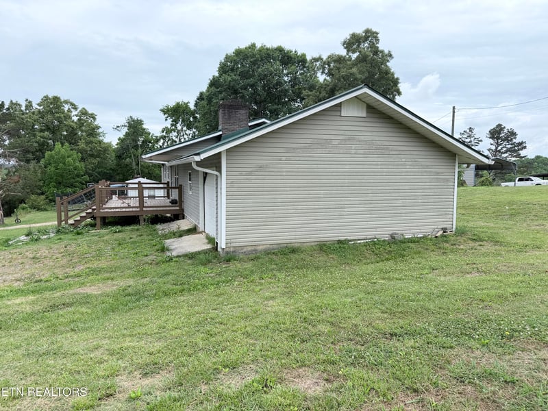 130 County Road 306, Sweetwater, TN 37874