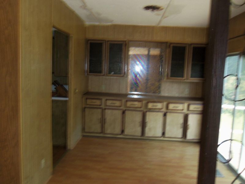 130 Duncan Ln, Oneida, TN 37841
