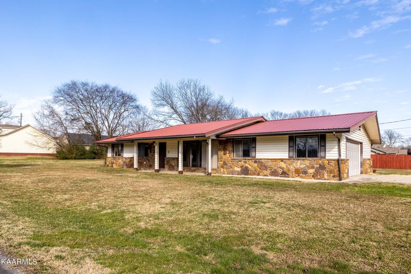 130 Fox Rd, Sevierville, TN 37862