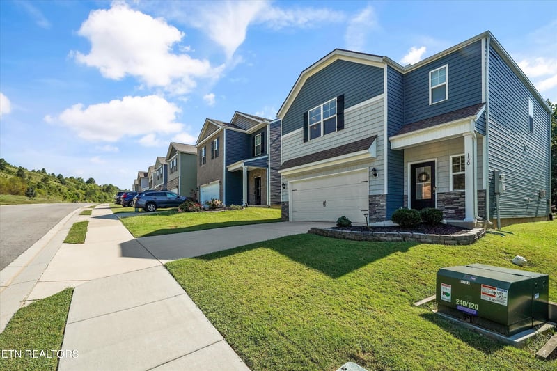 130 Harbour Pointe Ln, Oak Ridge, TN 37830
