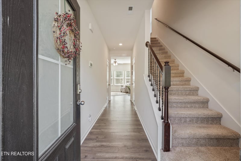 130 Harbour Pointe Ln, Oak Ridge, TN 37830